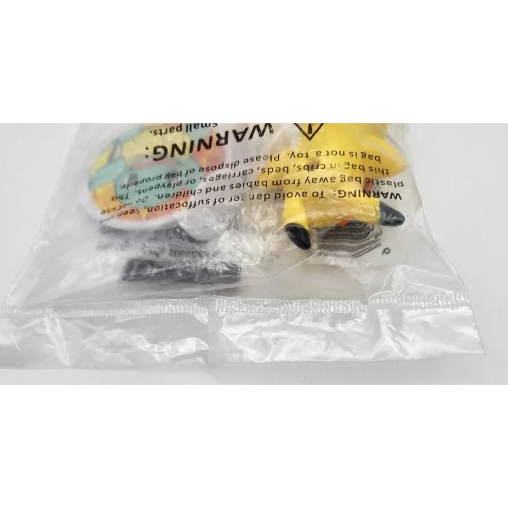 DecoPac‎ Cake Topper Light Up Pikachu Birthday Party Pokémon Squirtle